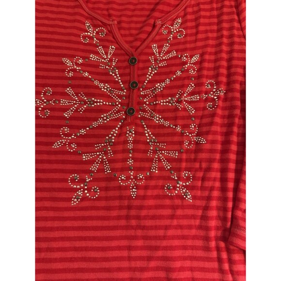 One World Womens Top Size Med Rhinestones Star Vneck Holiday Red Striped Shirt - Picture 3 of 7